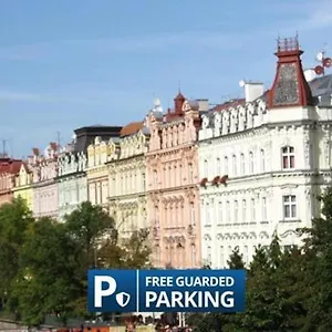 Zahradni Apartment
