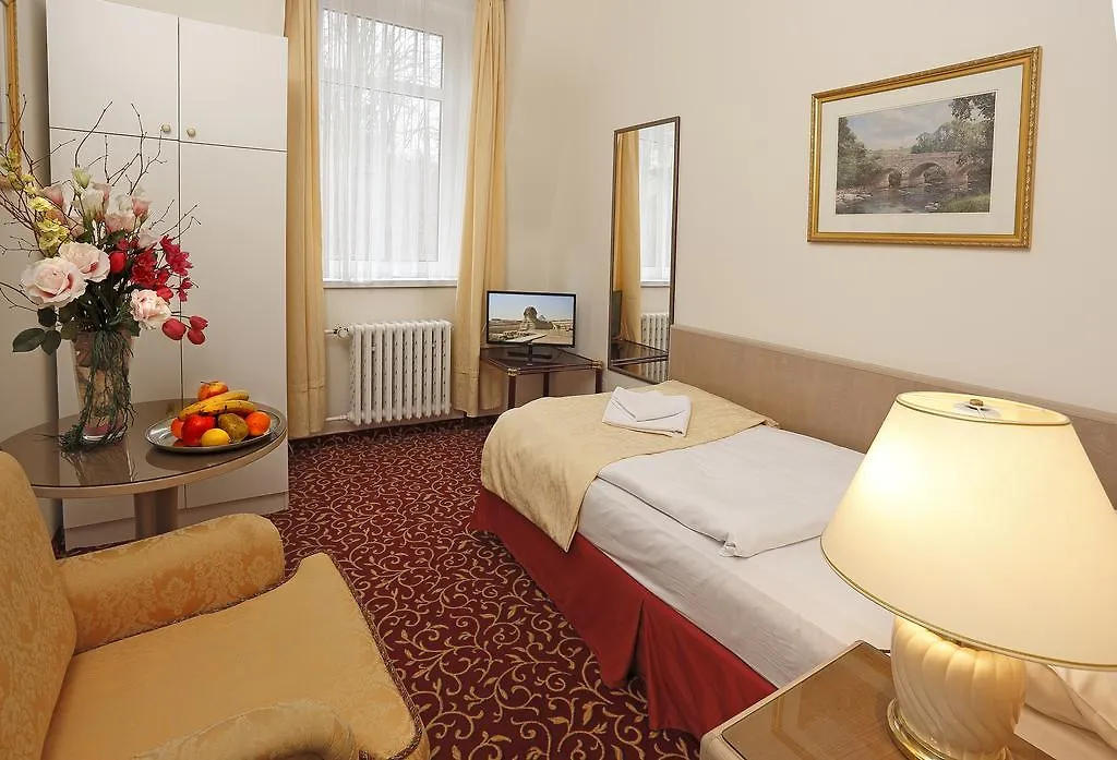 Romania Hotel Karlsbad 3*,